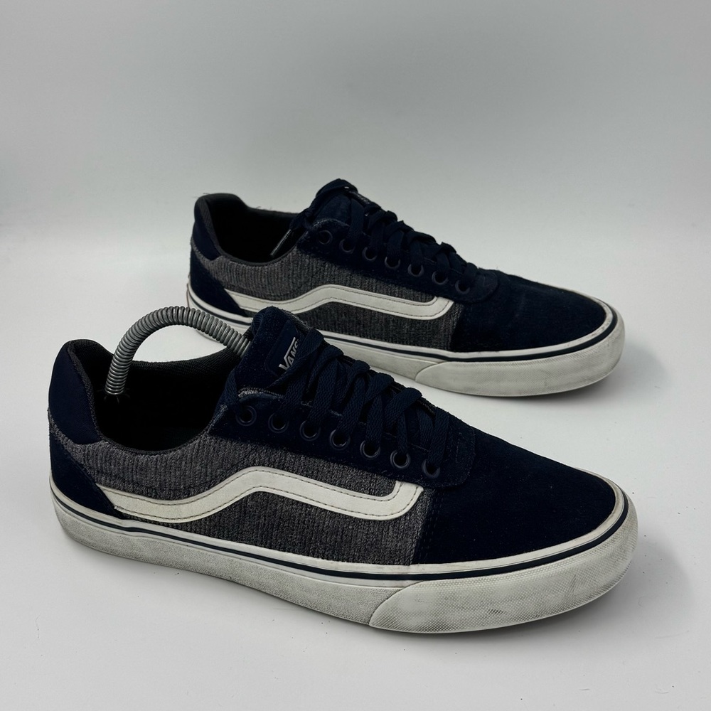 Vans Men's Navy and White Sneakers old skool size 10.5
